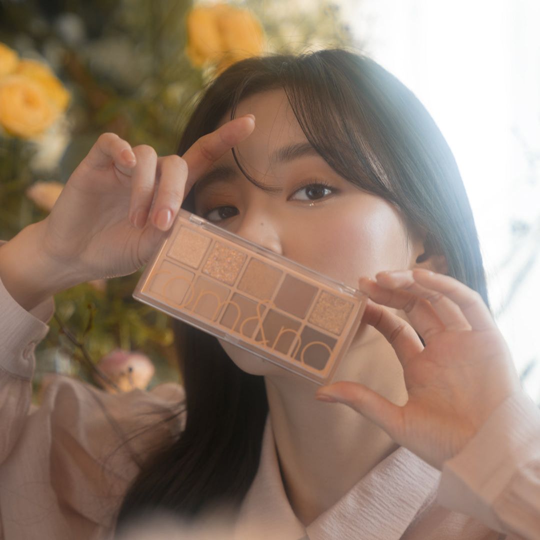 rom&amp;nd Better Than Palette Secret Garden 02.Mahogany Garden